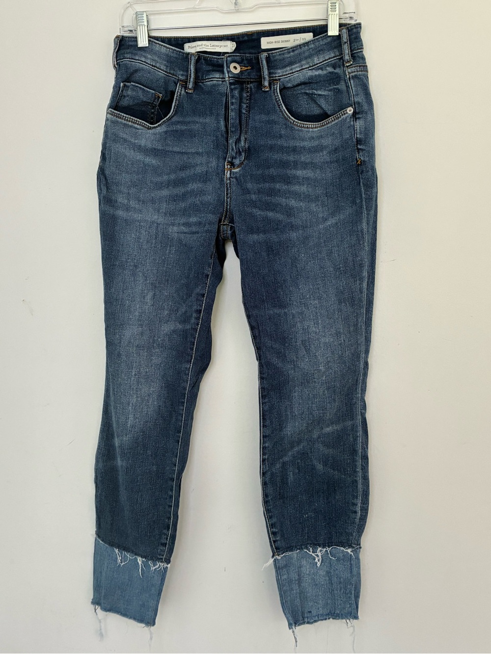 Pilcro Dark Blue Cropped Frayed Hem Jeans 29